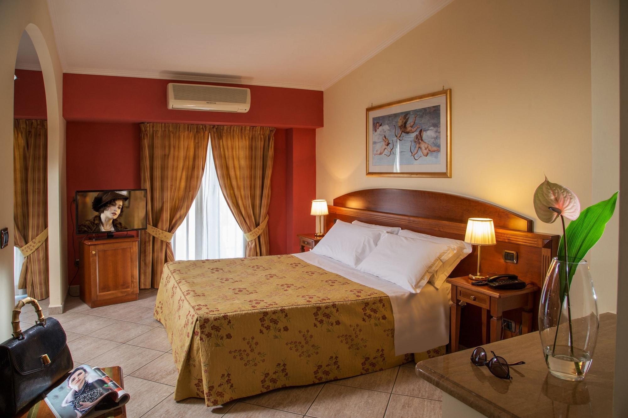 Marini Park Hotel 3*