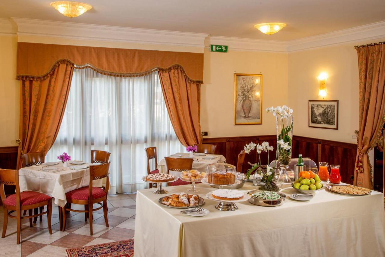 Marini Park 3*